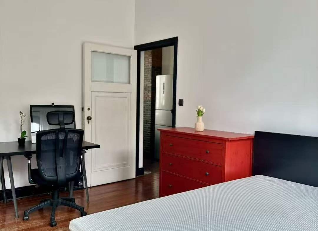 Garden Lane House on Huashan Road | 2-Bed with Shared Terrace | Old Xuhui