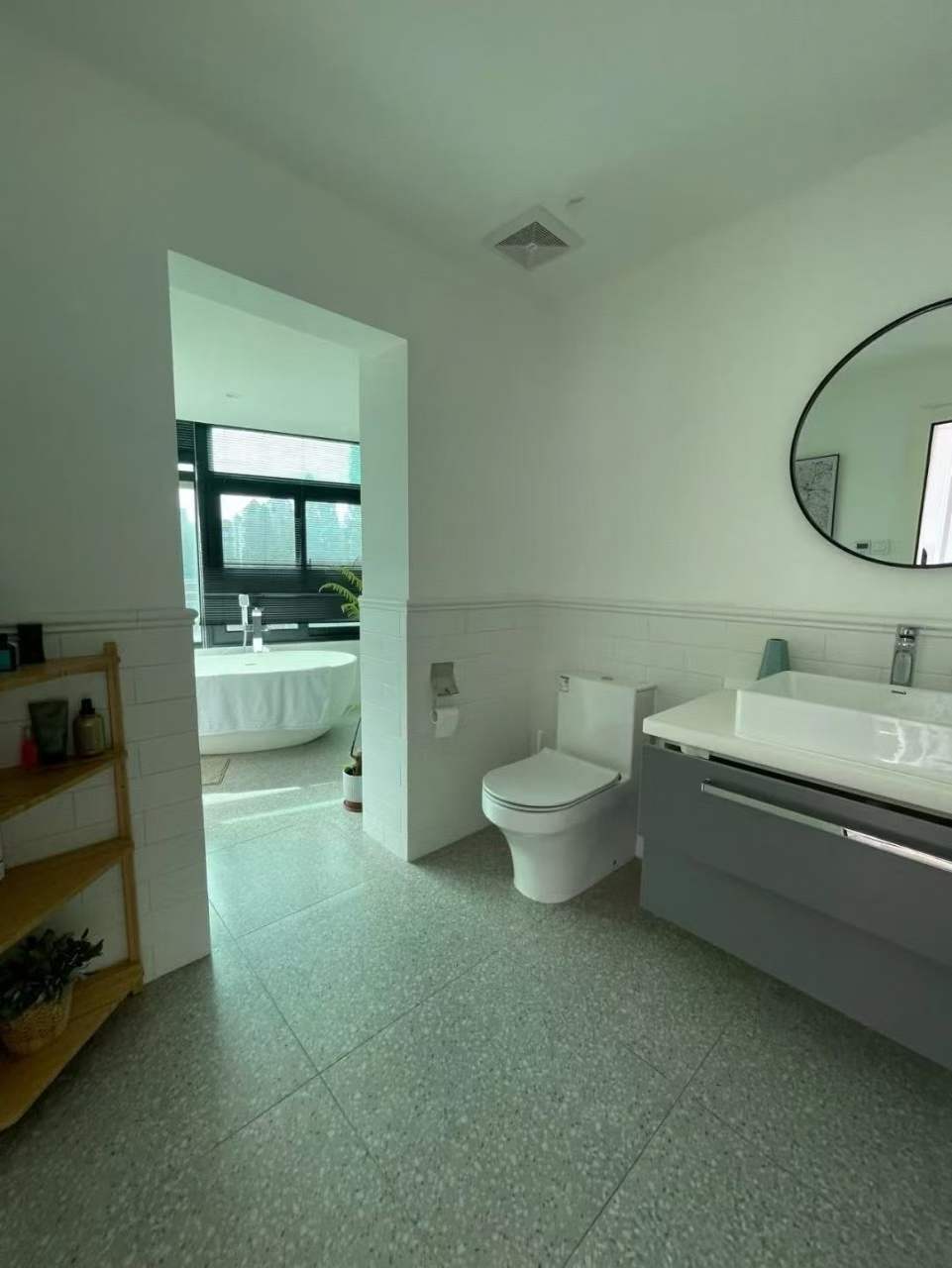 Rare collector‘s grade duplex by architect Alexandre Léonard at Amyron Apartments, Gao’an Road. 160 sqm + 50 sqm private roof terrace. A legendary love story in Shanghai‘s heart.
