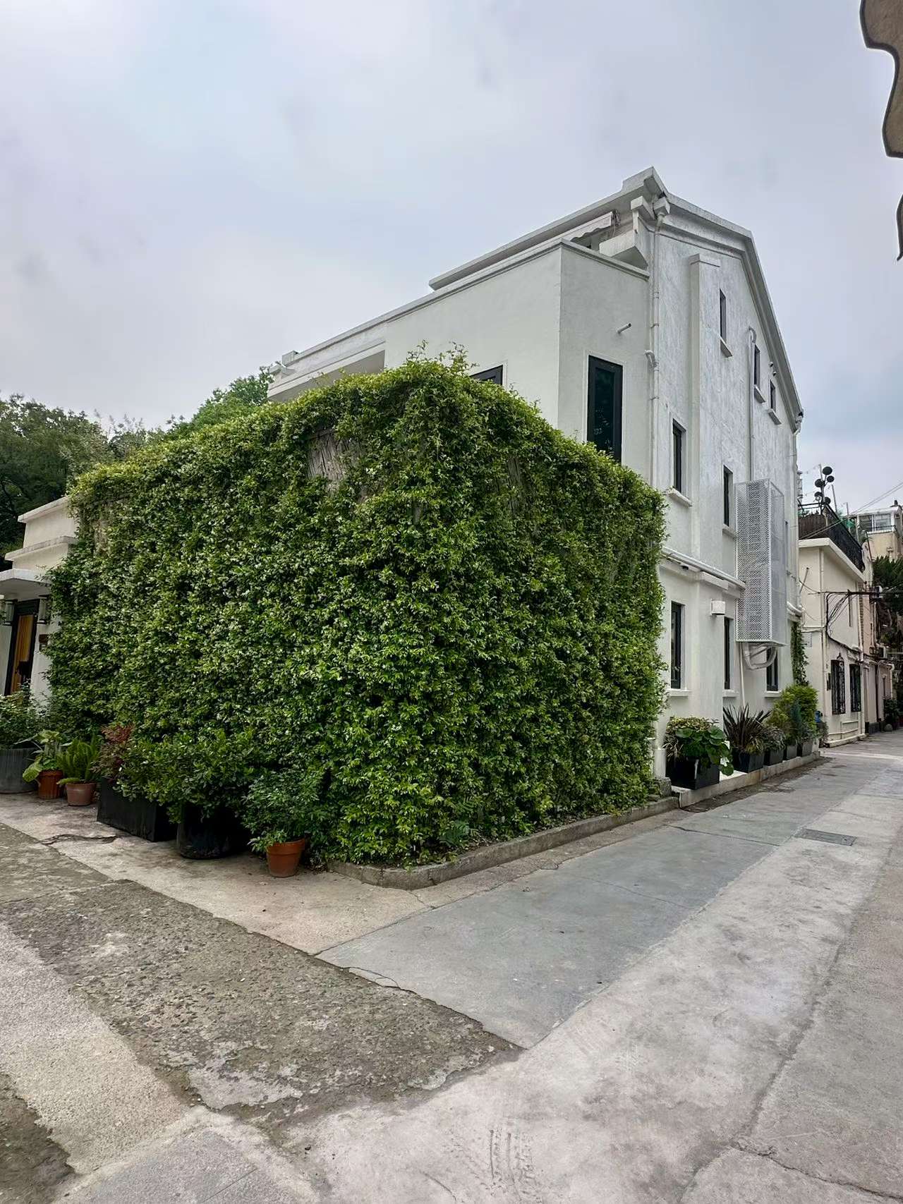 Weixin Image_2026-05-05_121749_339 Detached Lane House on Hunan Road | 260 sqm, 3 Floors, Parking | Creative Office or Showroom