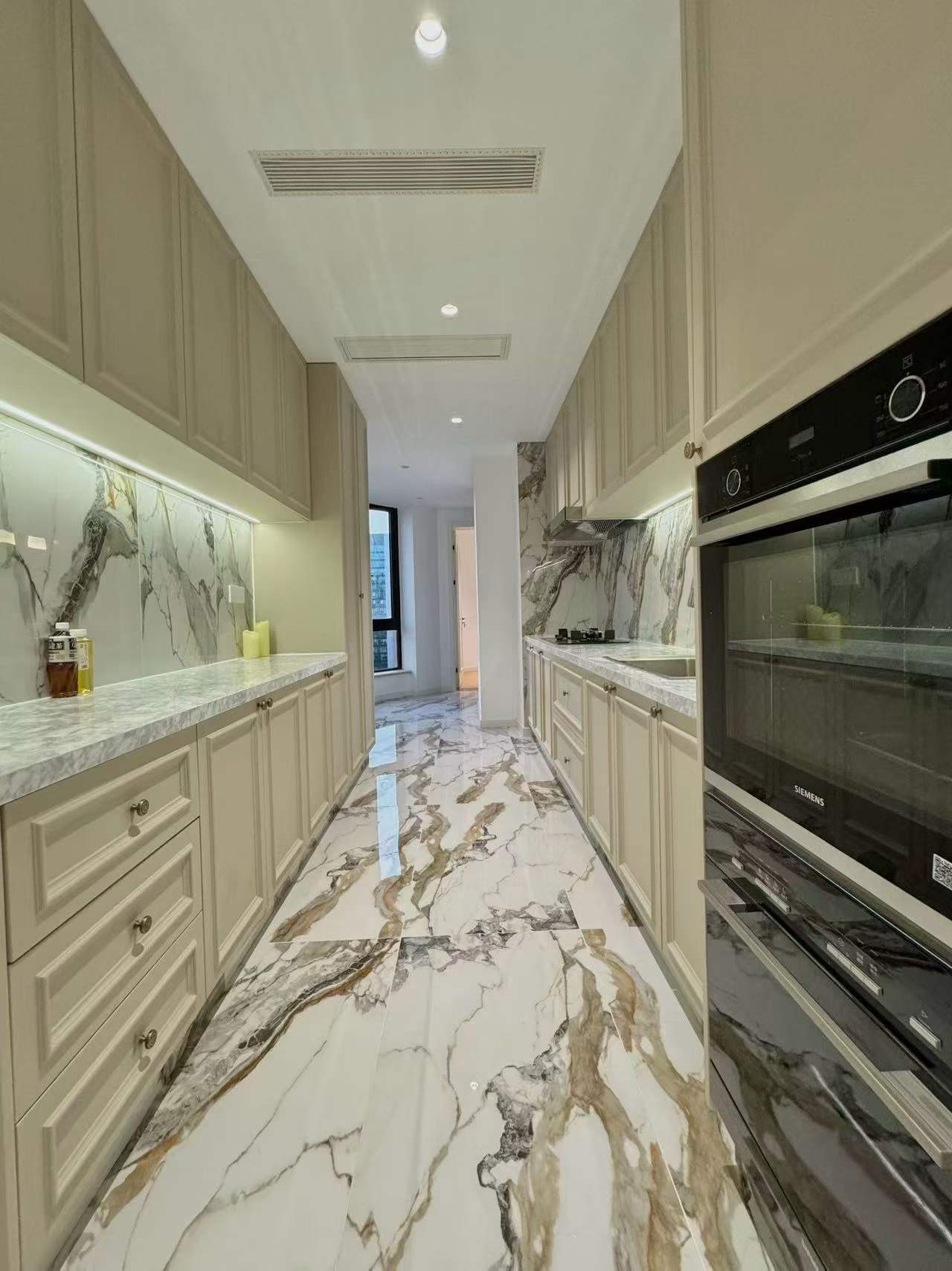 Chateau Pinnacle | 210 sqm Luxury Apartment | 3+1 Bedrooms | Jing’an Compound