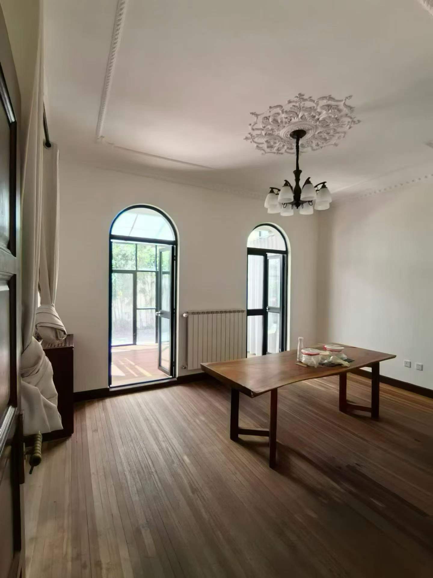 Yongfu Road Entire Lane House | 260 sqm + 100 sqm Garden | Wall Heating | Family/Studio Use