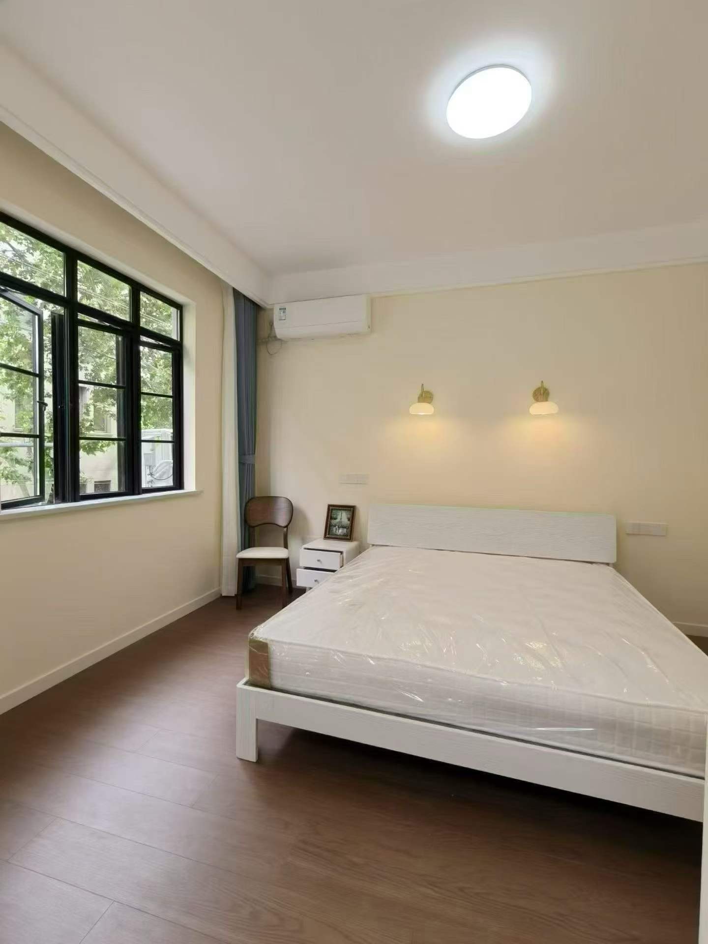 Xinle Road Heritage Apartment | 2-Bed 1-Bath | Double South Exposure | Owner Direct | FFC
