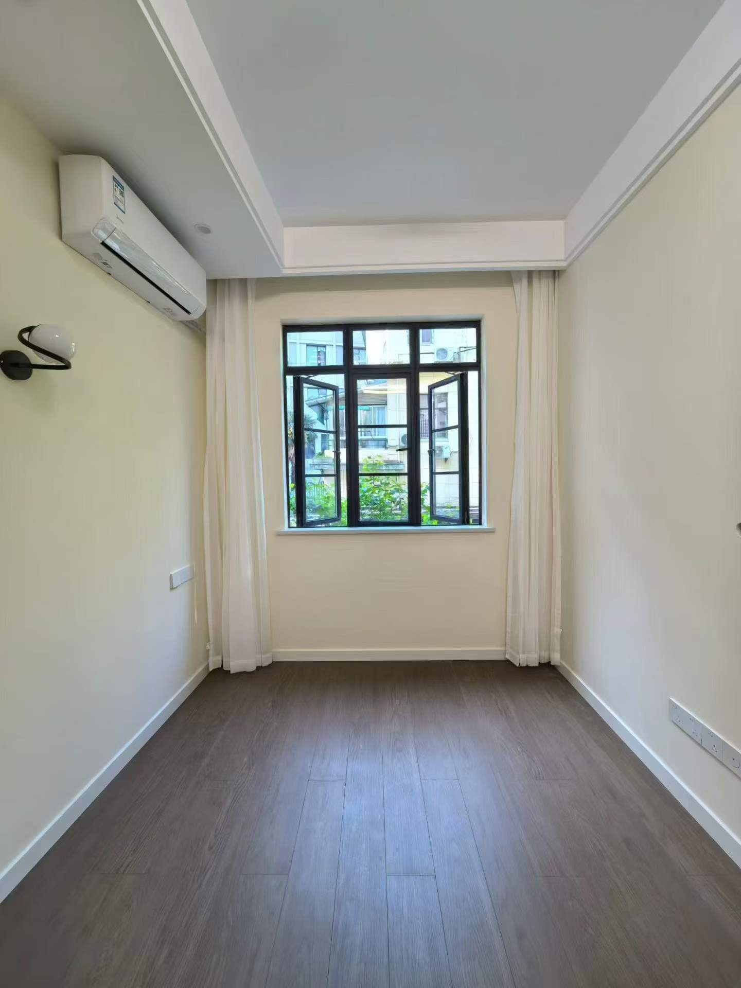 Xinle Road Heritage Apartment | 2-Bed 1-Bath | Double South Exposure | Owner Direct | FFC