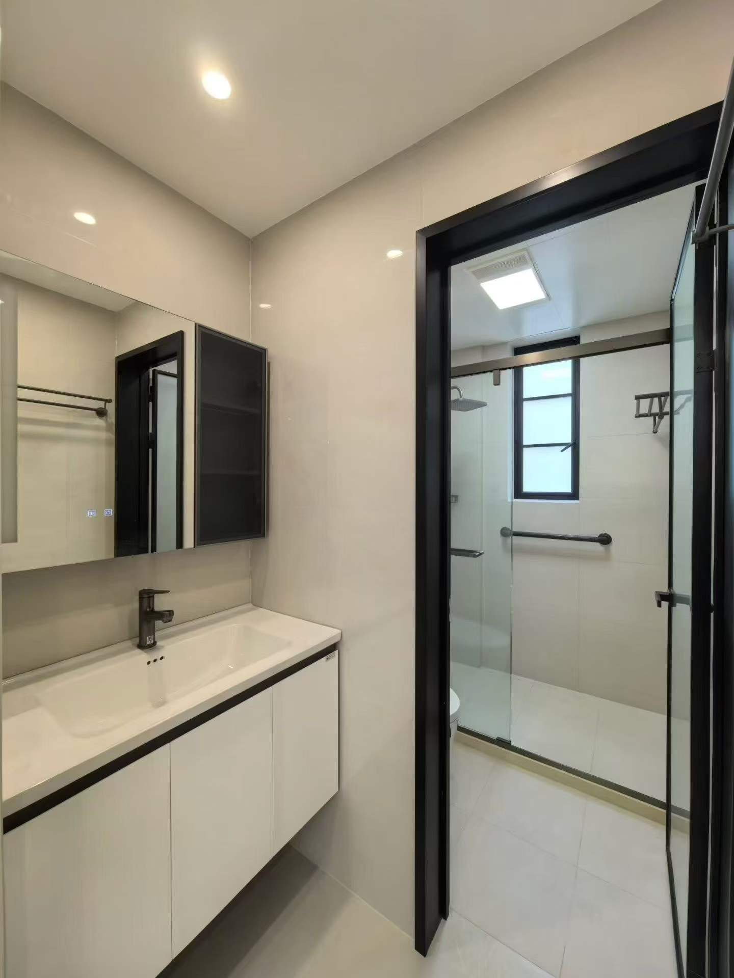 Xinle Road Heritage Apartment | 2-Bed 1-Bath | Double South Exposure | Owner Direct | FFC