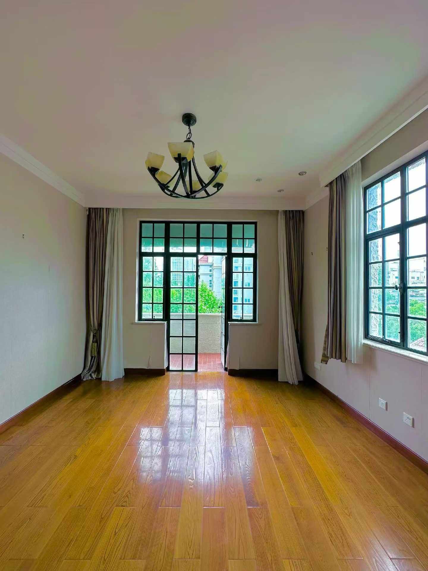 Rui Hua Apartment (Savoy) | 184 sqm | 3-Bed 1-Bath | Art Deco Heritage Building