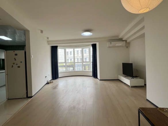 Bugao City | 141 sqm 3-Bed with Floor Heating | Owner Direct | Convenient Location