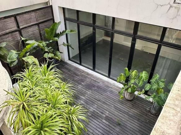 Huashan Road Entire Lane House | Main + Annex Building | Private Garden & Parking | Commercial License Available