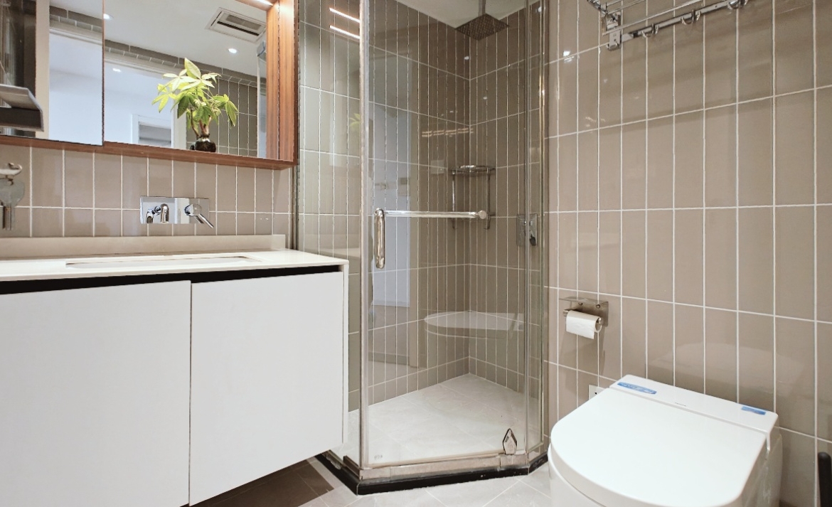 One Park Avenue | High Floor 2-Bed with Skyline Views | Underfloor Heating + Central AC + Terrace