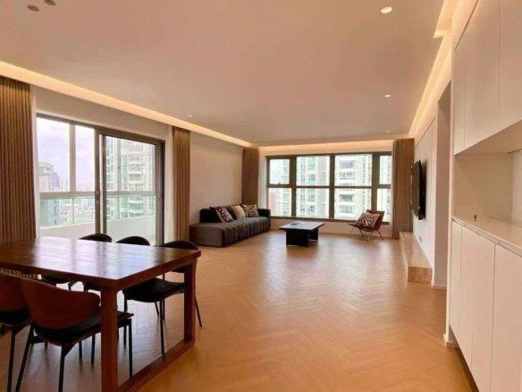 Eight Park Avenue | 160 sqm 4-Bed | 2 Baths | Floor Heating + Central AC | Free Clubhouse Access
