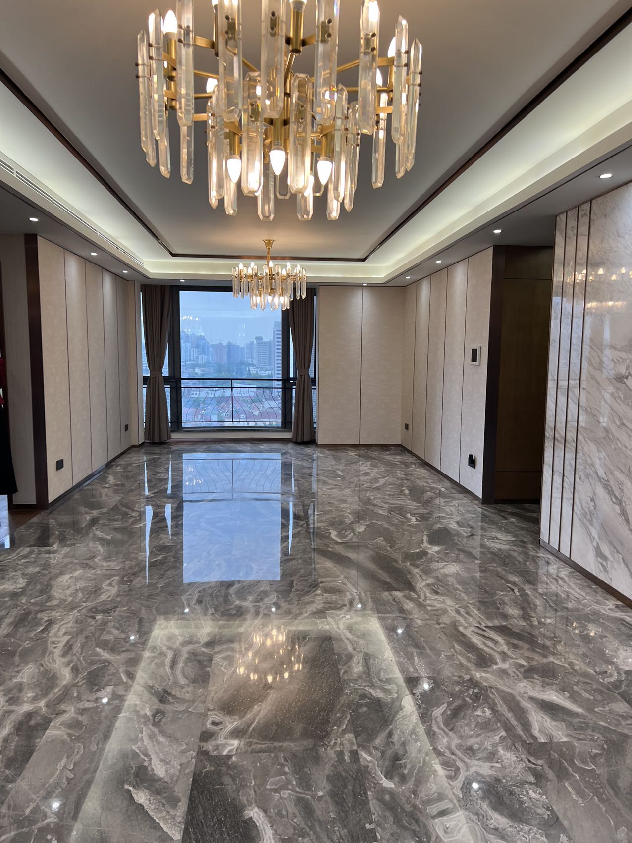 The Summit | High Floor 163 sqm 3-Bed 3 Baths |  Smart Home | Floor Heating + Central AC | Parking Included
