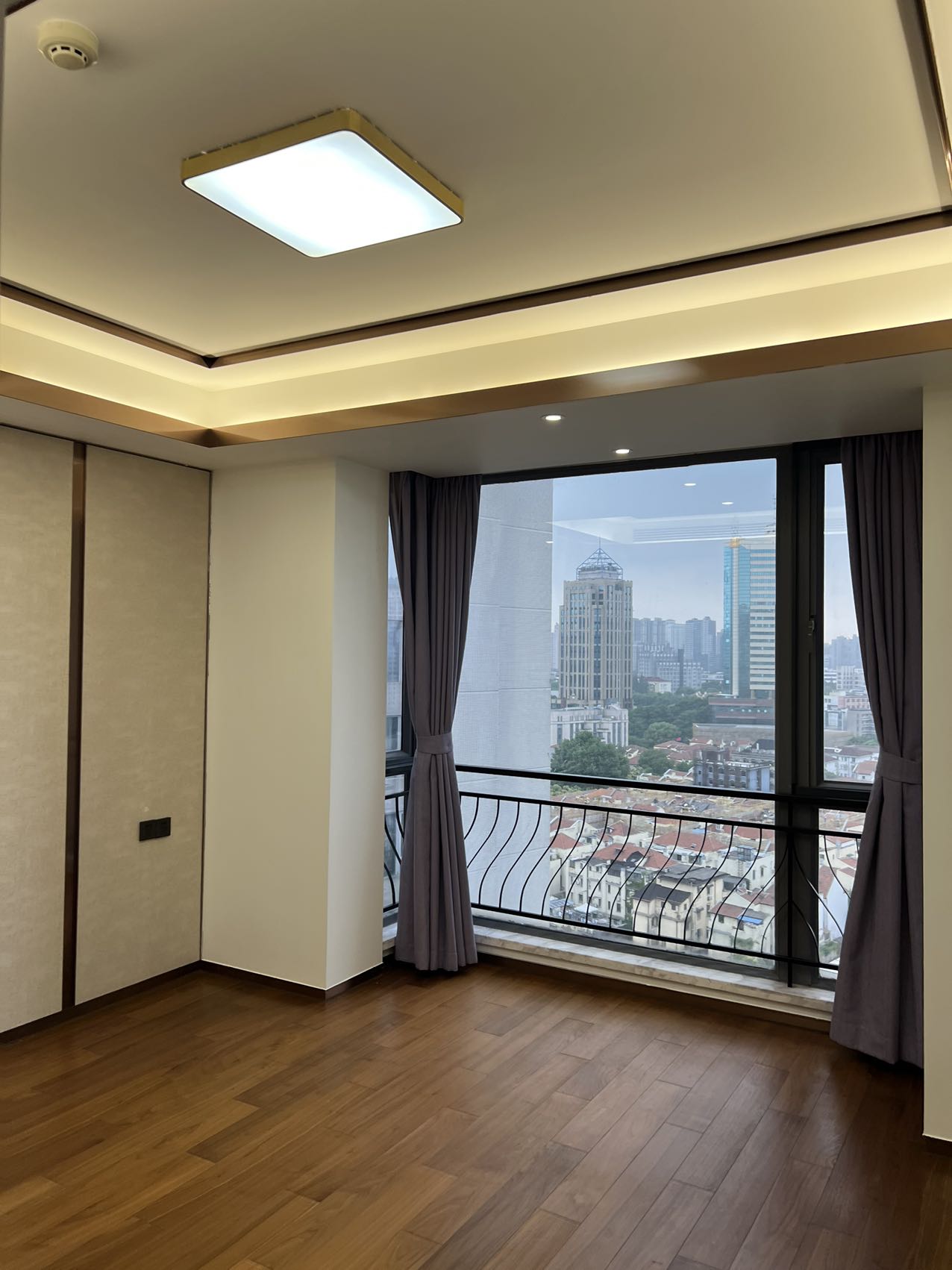 The Summit | High Floor 163 sqm 3-Bed 3 Baths |  Smart Home | Floor Heating + Central AC | Parking Included