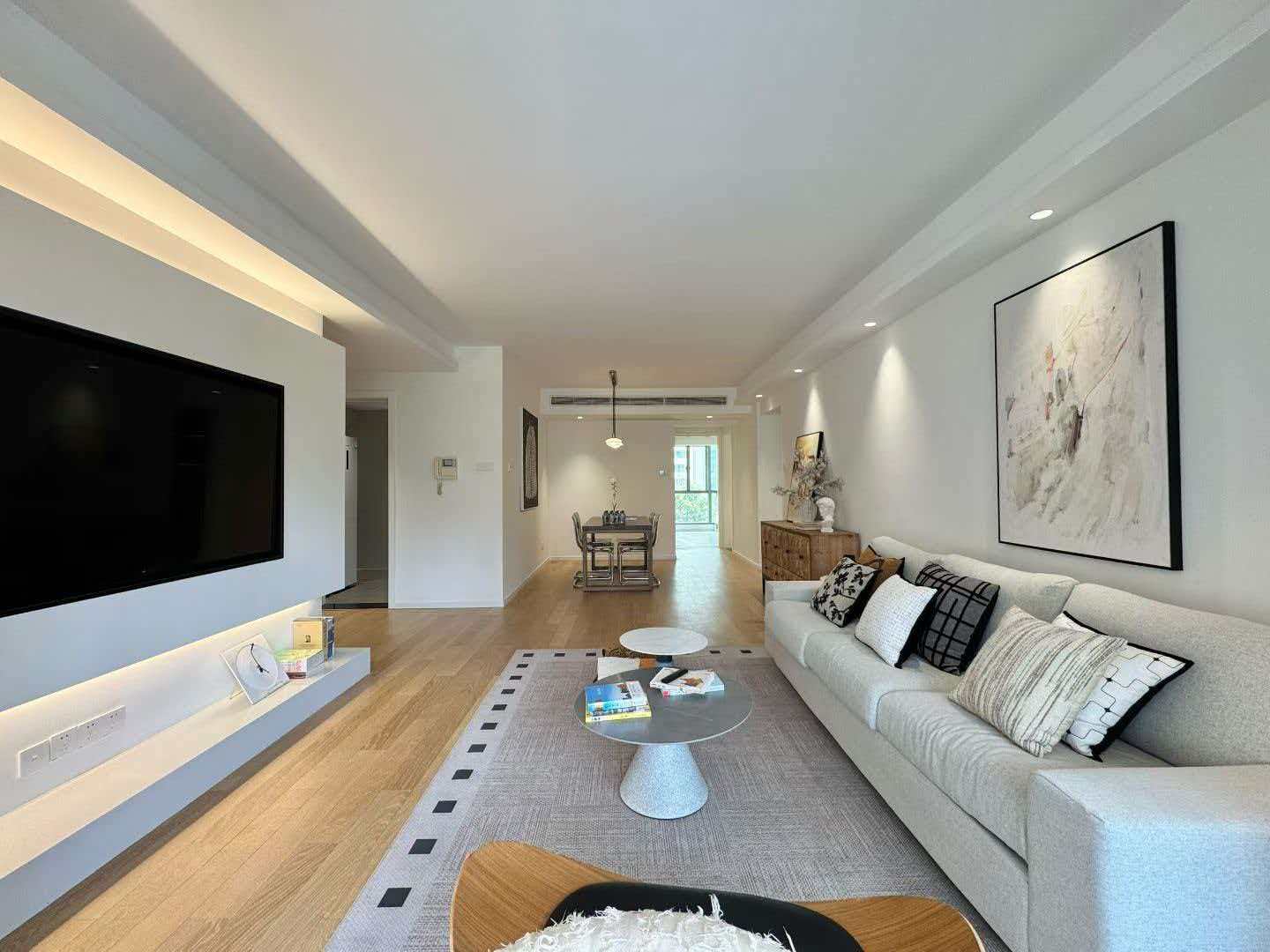 One Park Avenue | 135 sqm | 3-Bed 2 Baths | Floor Heating + Central AC