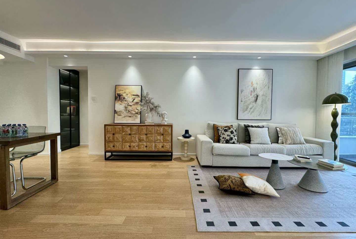 One Park Avenue | 135 sqm | 3-Bed 2 Baths | Floor Heating + Central AC