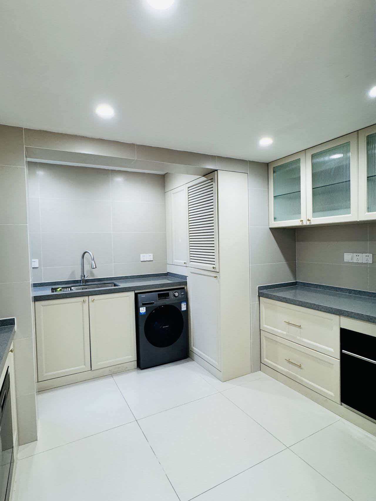 Eight Park Avenue | 100 sqm | 2-Bed 2-Bath | High Floor