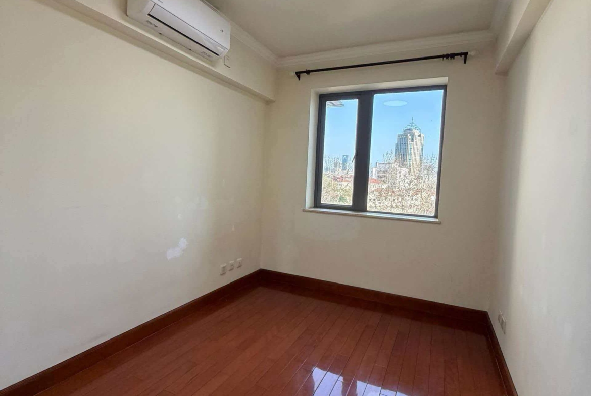 The Summit | 166 sqm | 3-Bed 2-Bath | 3 Balconies | Maid’s Room | Parking