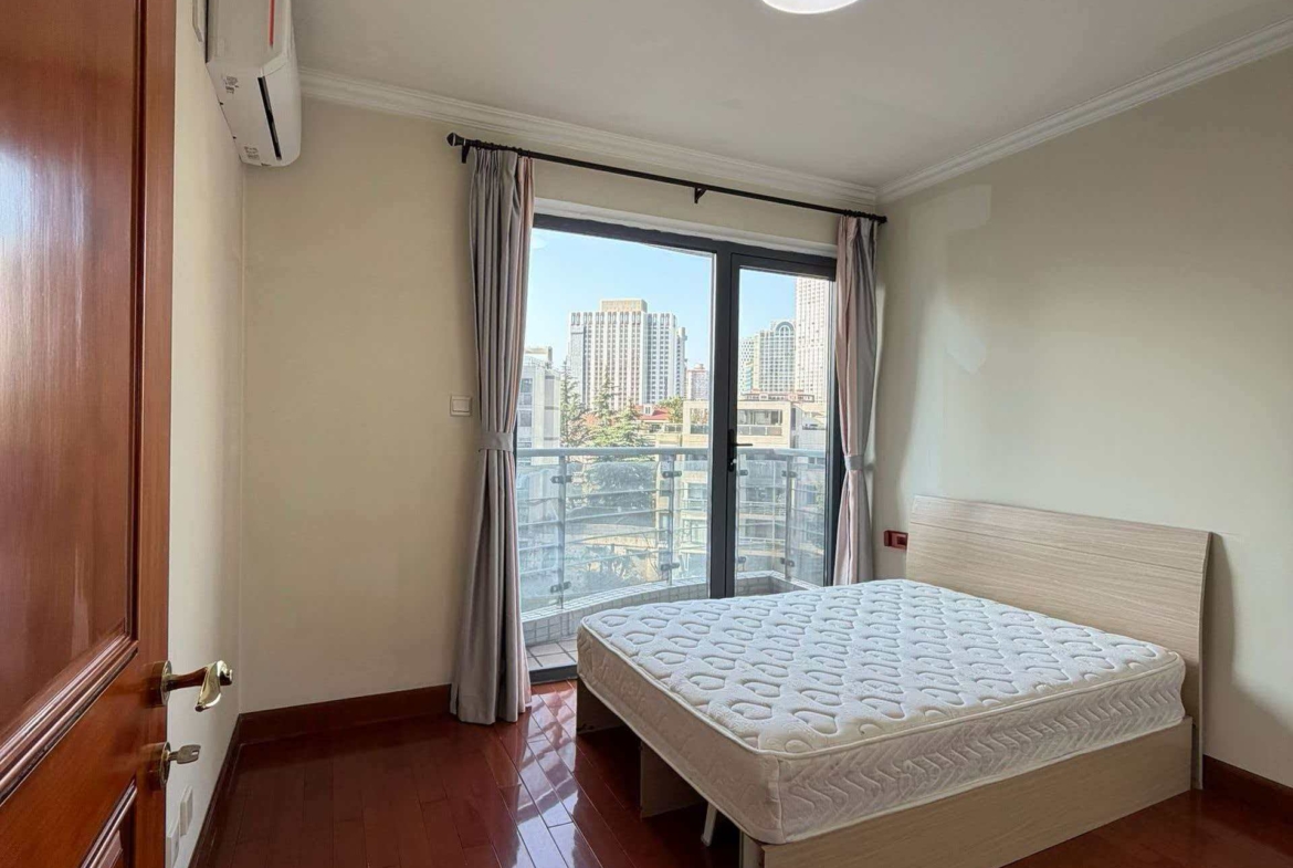 The Summit | 166 sqm | 3-Bed 2-Bath | 3 Balconies | Maid’s Room | Parking
