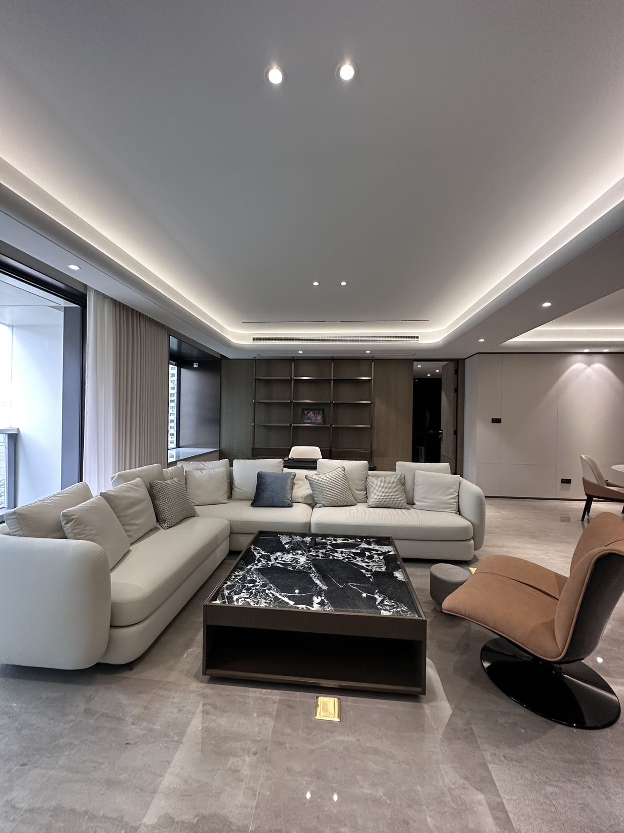 Hong Yin Li (鸿印里) | 226 sqm | 4-Bed 3-Bath | Brand New Compound in Jing’an