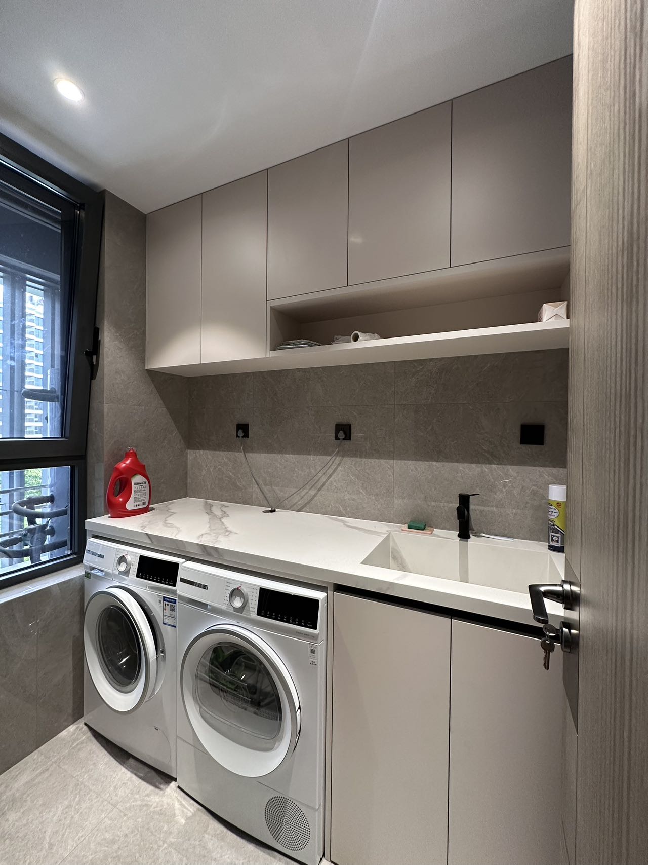 Hong Yin Li (鸿印里) | 226 sqm | 4-Bed 3-Bath | Brand New Compound in Jing’an