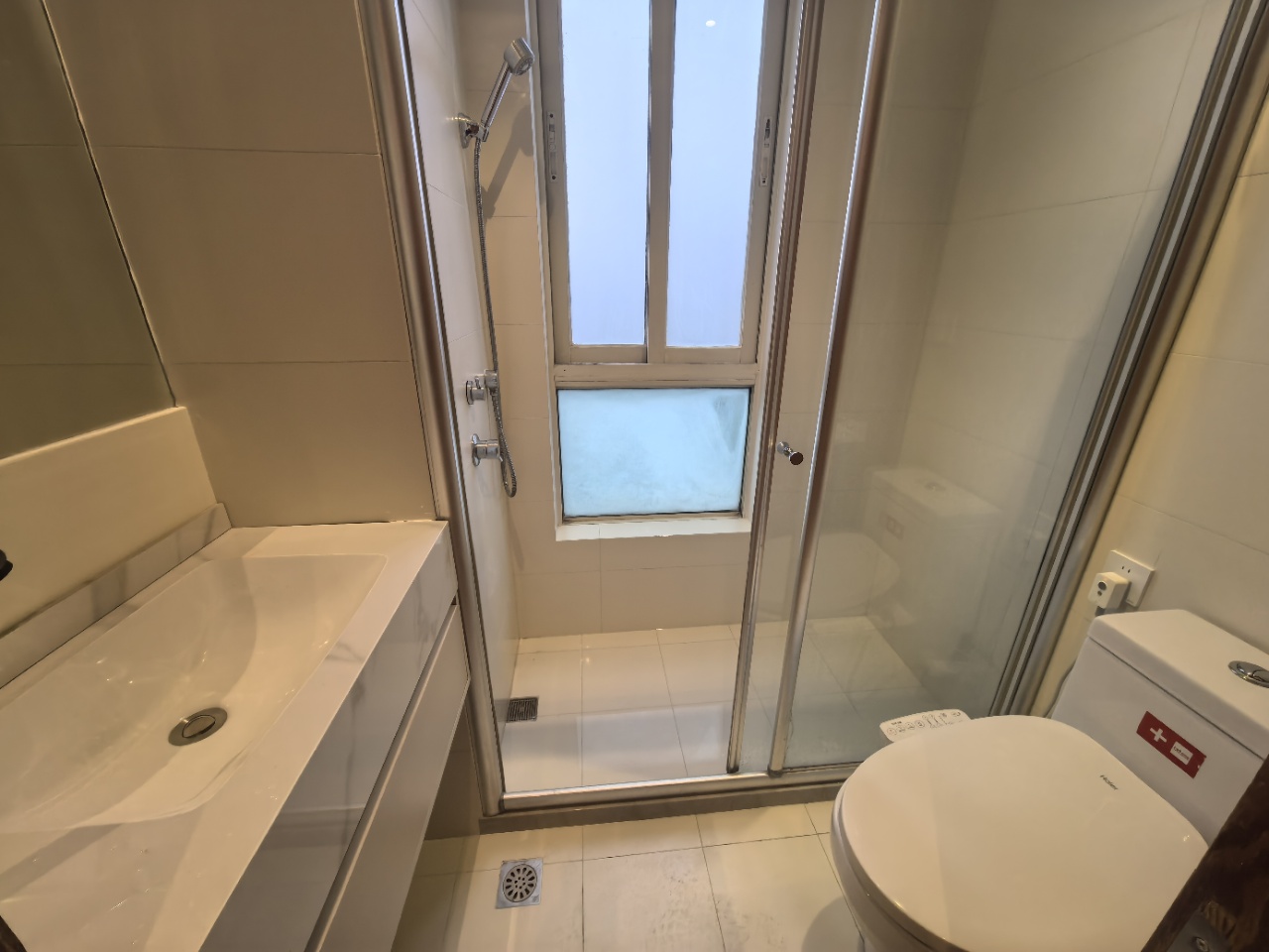 Ladoll International City | 120 sqm | 2-Bed 2-Bath | High Floor | Dishwasher