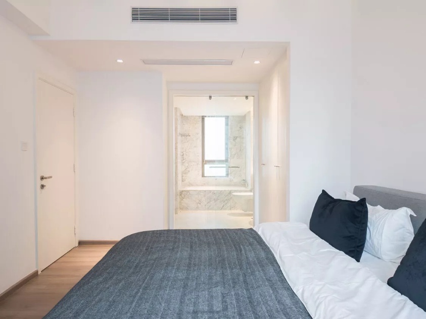 Jing’an Four Seasons | 127 sqm | 3-Bed 2-Bath | Central AC + Wall Heating | Oven + Dishwasher