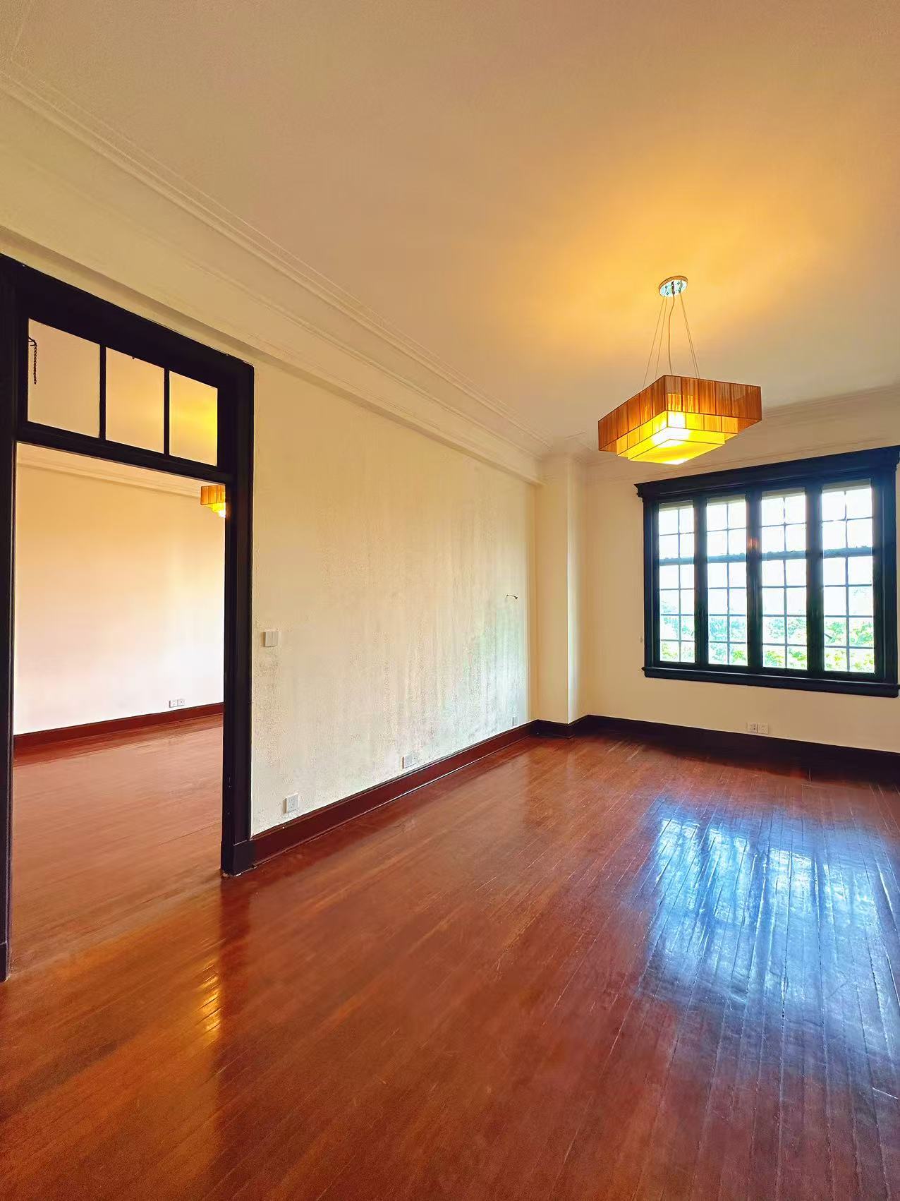 Live in the legendary Wukang Building (Normandy Apartments). 180 sqm 3-bed, 2-bath in a 1924 László Hudec masterpiece. Unfurnished. Rare vacancy. 36,000 RMB/month.