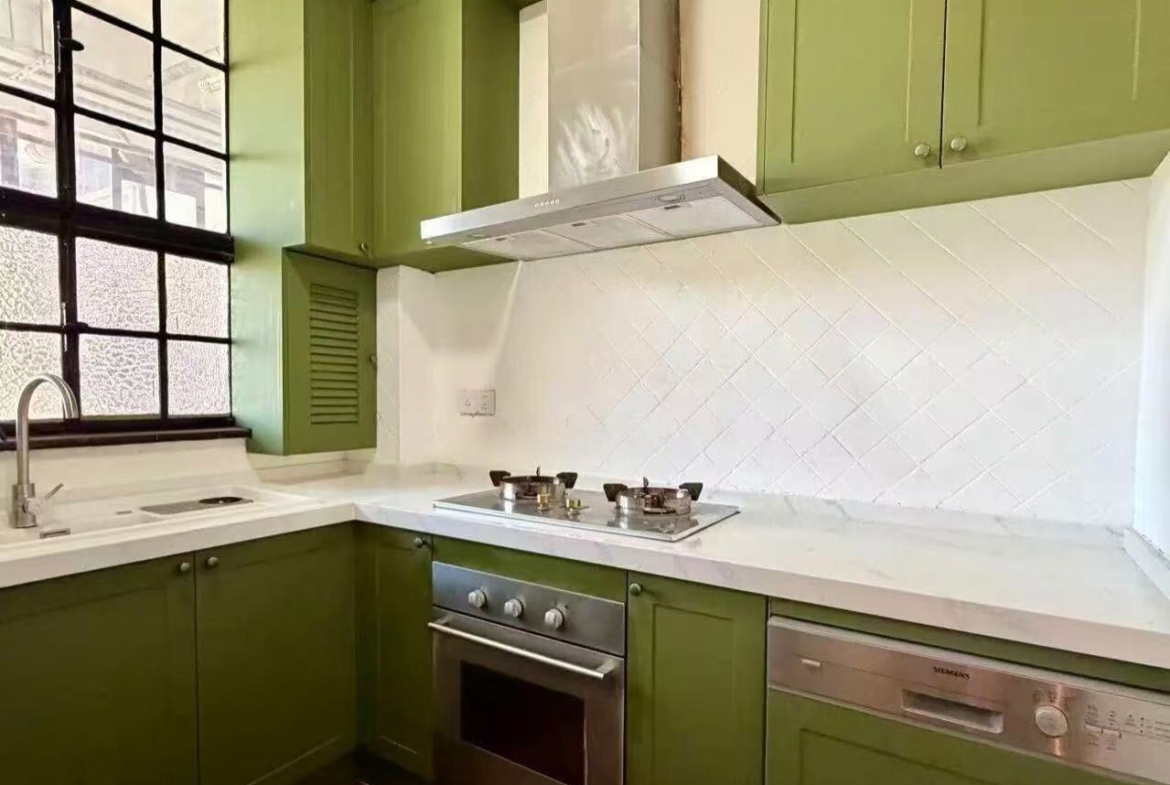 Live in the legendary Wukang Building (Normandy Apartments). 180 sqm 3-bed, 2-bath in a 1924 László Hudec masterpiece. Unfurnished. Rare vacancy. 36,000 RMB/month.