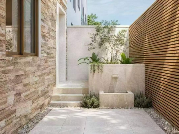 Spacious 310 sqm 5-bed, 5-bath townhouse on protected Xinhua Road, Changning. Central AC + underfloor heating, terrace garden, fixed parking. Ideal for large families. 66,000 RMB/month.