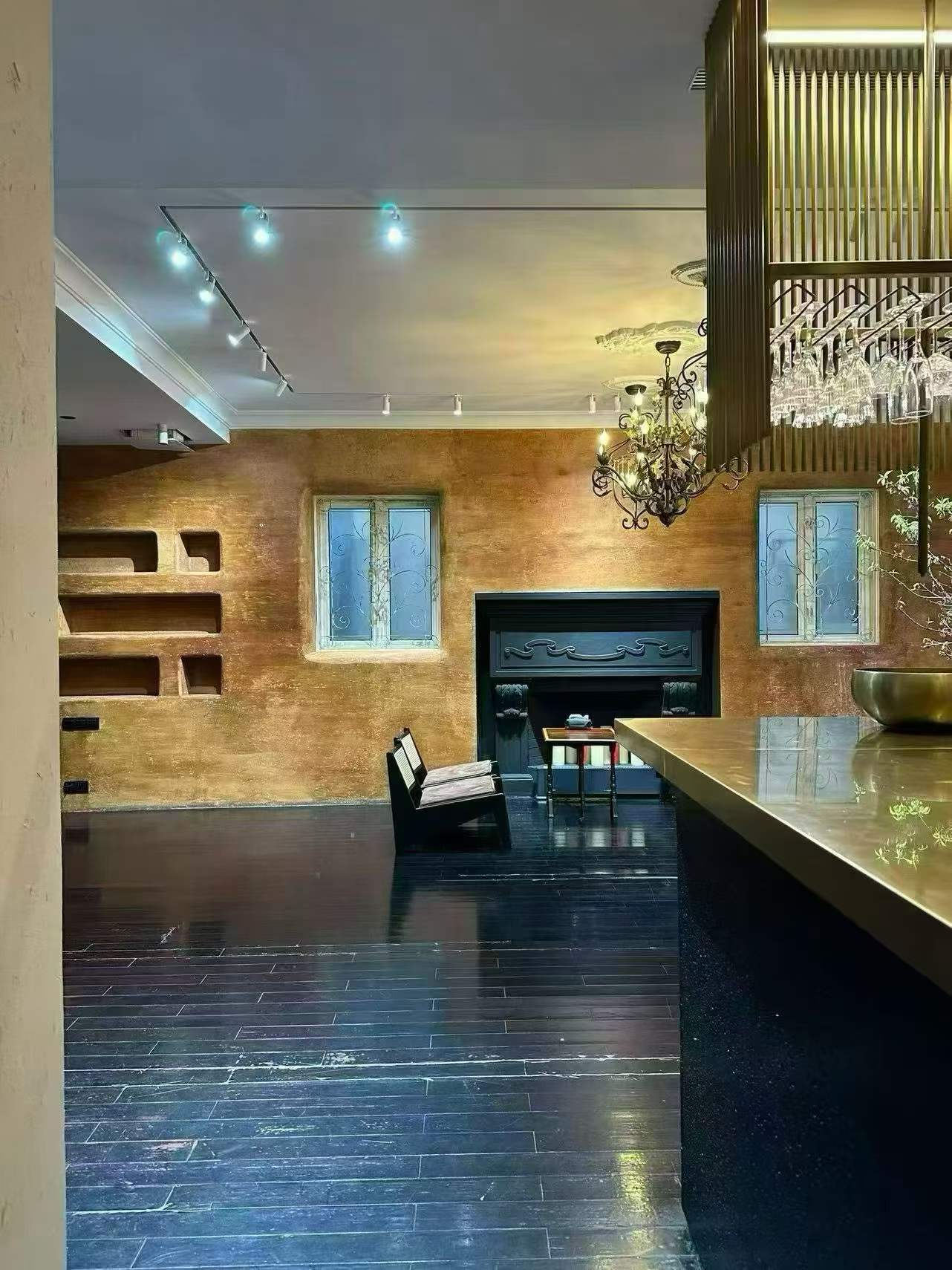 Taiyuan-Road-FFC-Garden-Studio-200-sqm-Creative-Office-Shanghai-Rentals (4) Lane house studio on Taiyuan Road with 200 sqm indoor space and 140 sqm private garden. Ideal for creative office, design studio, or photography workspace. 55,000 RMB/month.