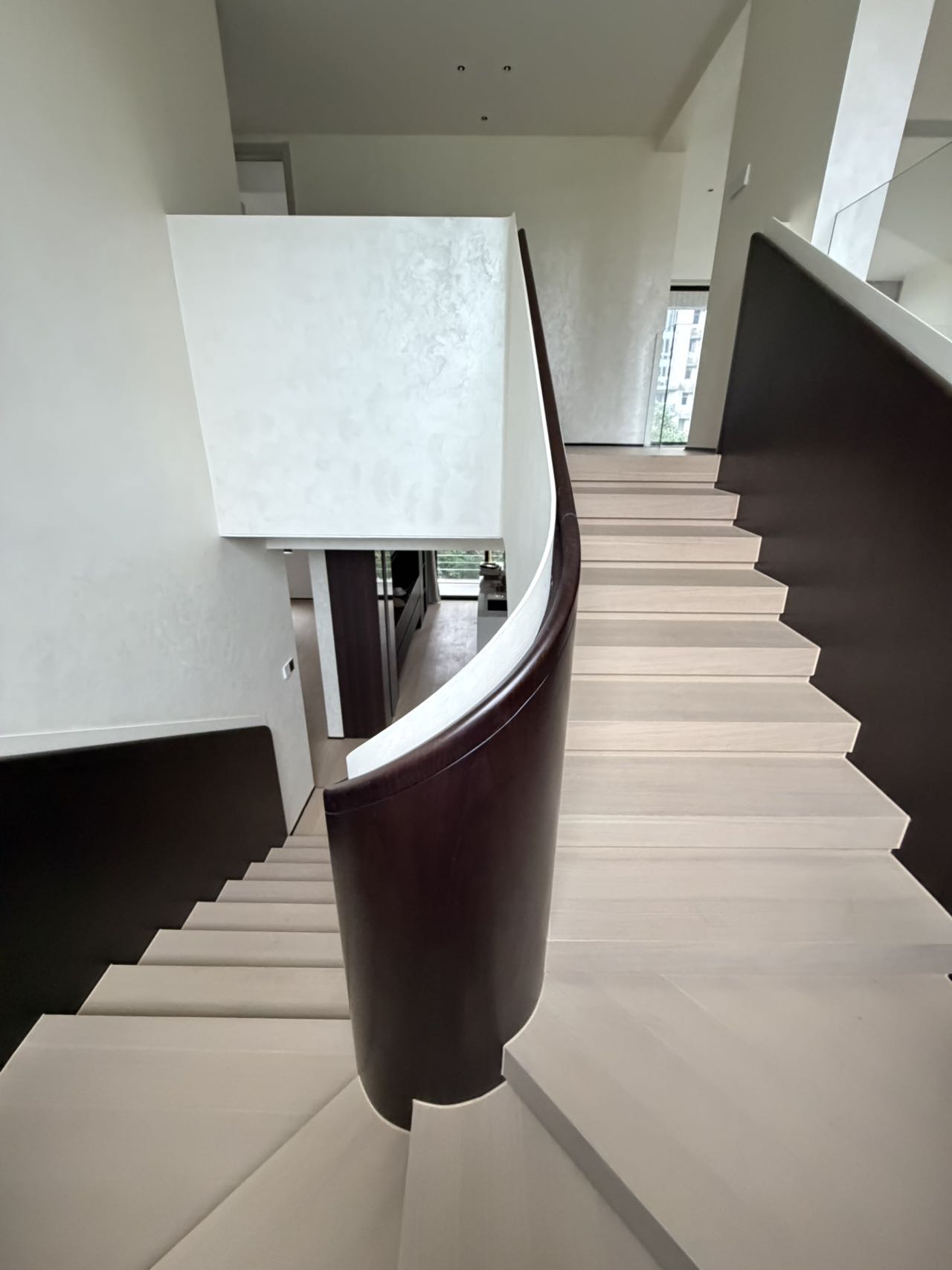 The-Summit-FFC-Anfu-Road-280-sqm-5-Bed-4-Bath-Penthouse-Duplex-Terrace-Floor-Heating-Shanghai-Rentals (5) Top floor penthouse at The Summit in the Former French Concession. 5+1 bedrooms, 4 bathrooms, large private terrace. Steps from Anfu Road. 100,000 RMB/month.