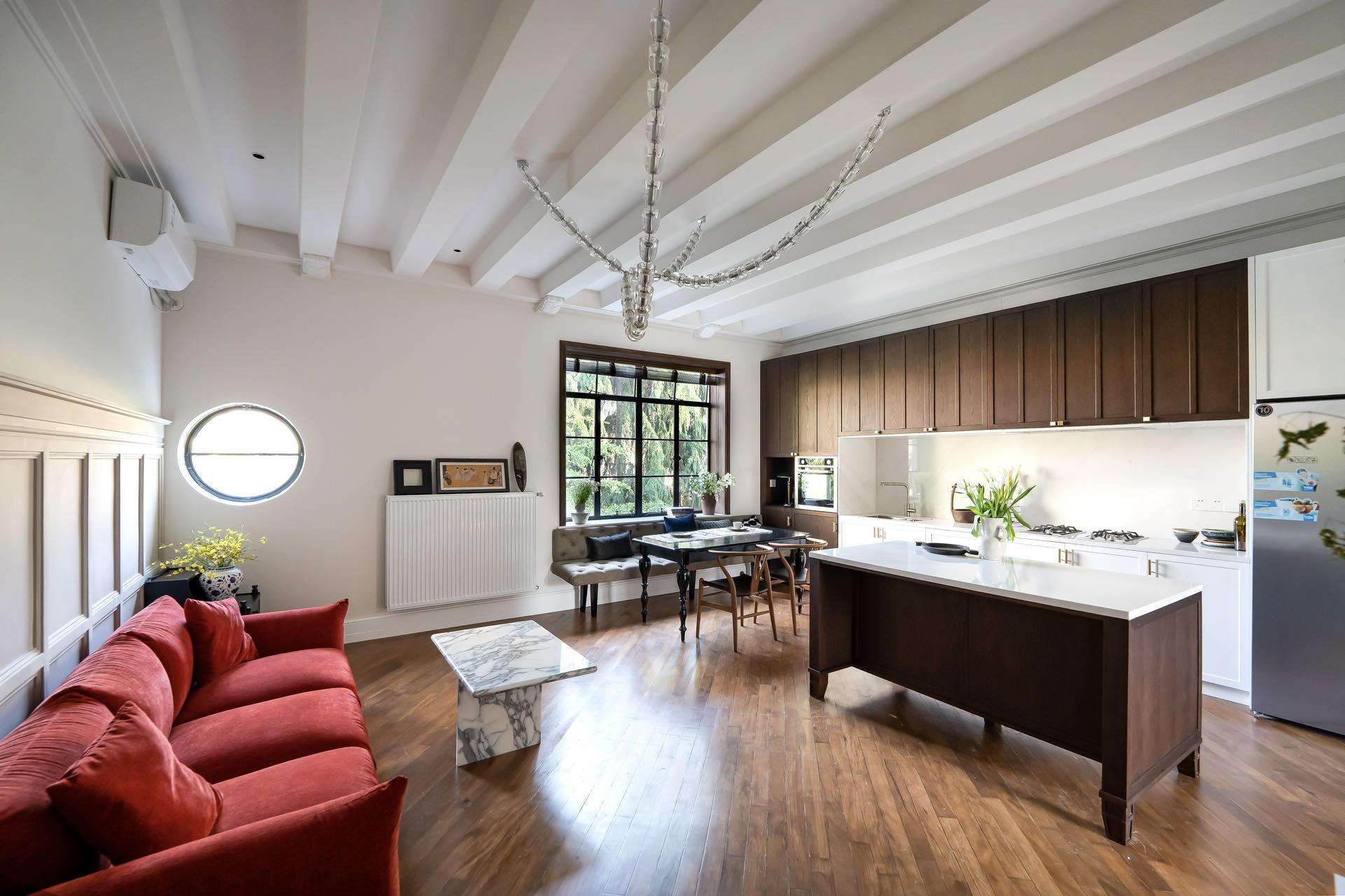 Xingguo-Road-Heritage-Apartment-FFC-90-sqm-1-Bed-Garden View-shanghai-rentals (1) 1-bedroom apartment on Xingguo Road with garden view. 90 sqm, north-south through layout, central FFC location. 19,000 RMB/month.