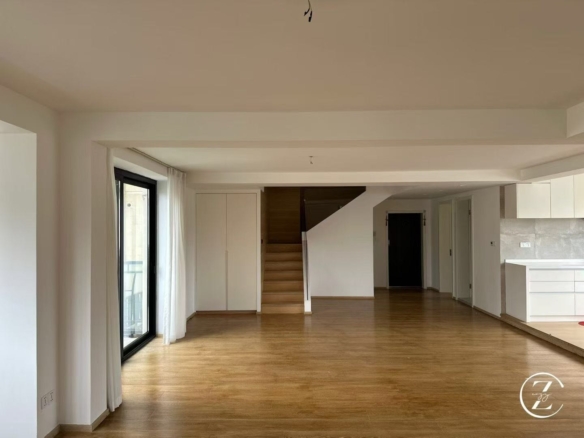 Duplex unit at Yuyuan Mansion on historic Yuyuan Road. 180 sqm (220 usable), 4 beds, 3 baths, private terrace, underfloor heating + central AC. 40,000 RMB/month.
