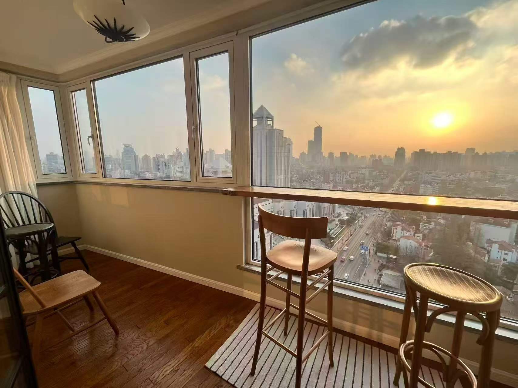 ambassy-court-ffc-2-bed-2-bath-italian-renovation-floor-heating-high-floor-shanghai-rentals (4) High-floor 2-bed, 2-bath unit at Ambassy Court on Huaihai Road. 114 sqm, Italian designer renovation, imported finishes, underfloor heating, clubhouse. 28,000 RMB/month.