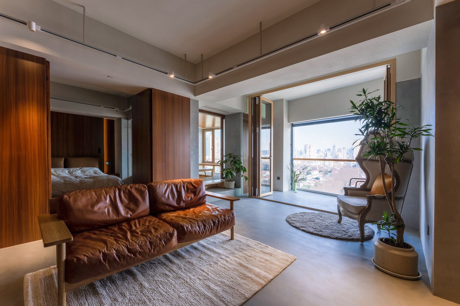 changle-road-apartment-ffc-2-bed-1-bath-renovated-floor-heating-shanghai-rentals (2) 1+1 bed, 2-bath unit at Changle & Changshu Roads. Designer renovation, underfloor + wall heating, Daikin AC, Siemens kitchen. Steps from metro. 28,000 RMB/month.