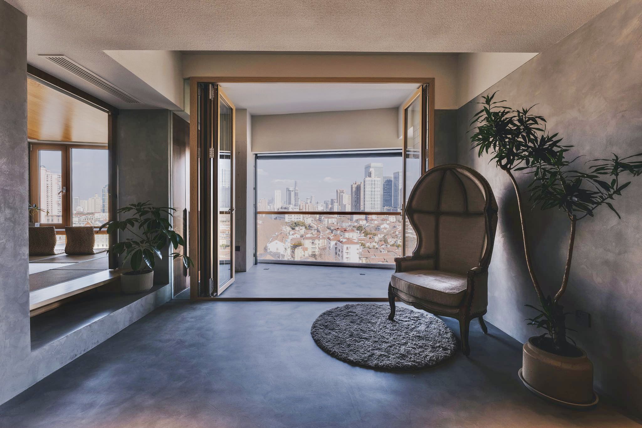 changle-road-apartment-ffc-2-bed-1-bath-renovated-floor-heating-shanghai-rentals (3) 1+1 bed, 2-bath unit at Changle & Changshu Roads. Designer renovation, underfloor + wall heating, Daikin AC, Siemens kitchen. Steps from metro. 28,000 RMB/month.