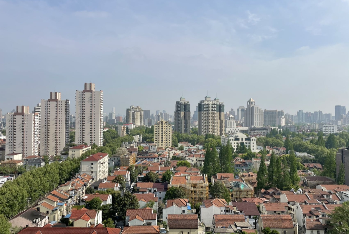 3-bed + maid's room unit at Chevalier Place on Anfu Road. 260 sqm, south-facing, panoramic views, boutique building. 45,000 RMB/month.