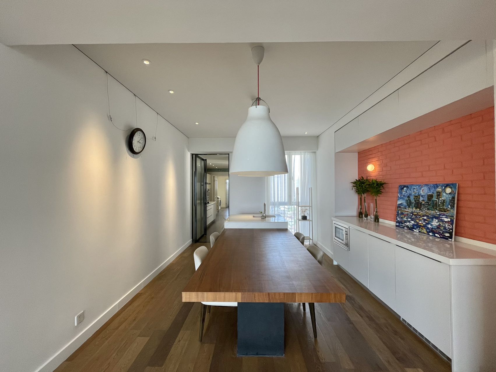 chevalier-place-anfu-road-ffc-3-bed-2-bath-helper-room-shanghai-rentals (3) 3-bed + maid's room unit at Chevalier Place on Anfu Road. 260 sqm, south-facing, panoramic views, boutique building. 45,000 RMB/month.