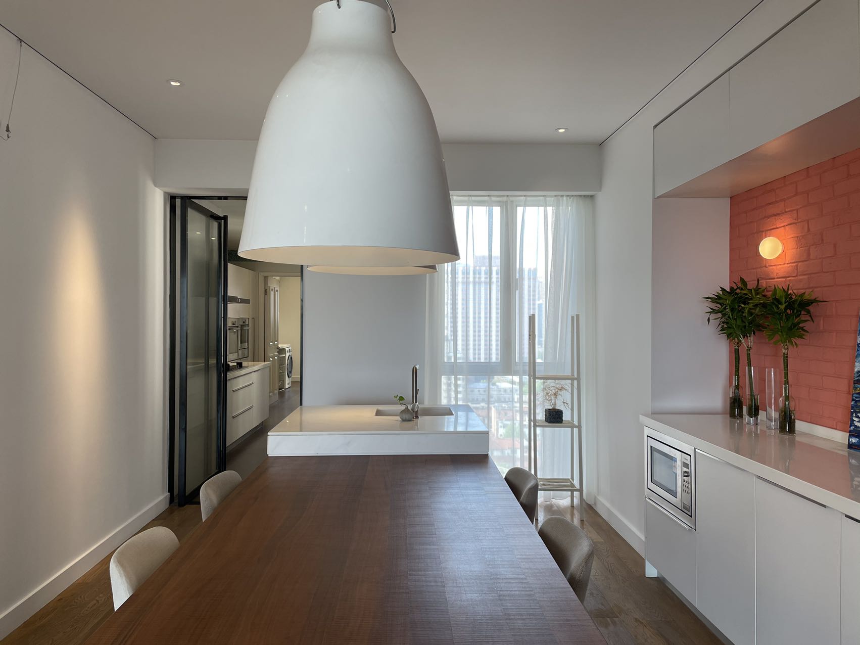 chevalier-place-anfu-road-ffc-3-bed-2-bath-helper-room-shanghai-rentals (8) 3-bed + maid's room unit at Chevalier Place on Anfu Road. 260 sqm, south-facing, panoramic views, boutique building. 45,000 RMB/month.
