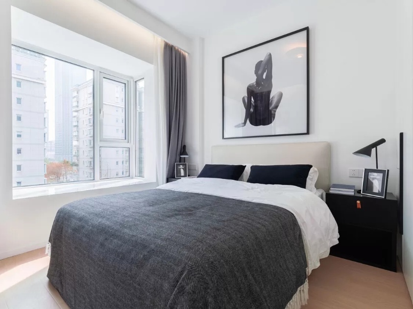 1-bed, 1-bath unit at City Castle in Jing'an. 66 sqm, south-facing, central AC, dishwasher, washer-dryer, full service package included. 16,489 RMB/month.