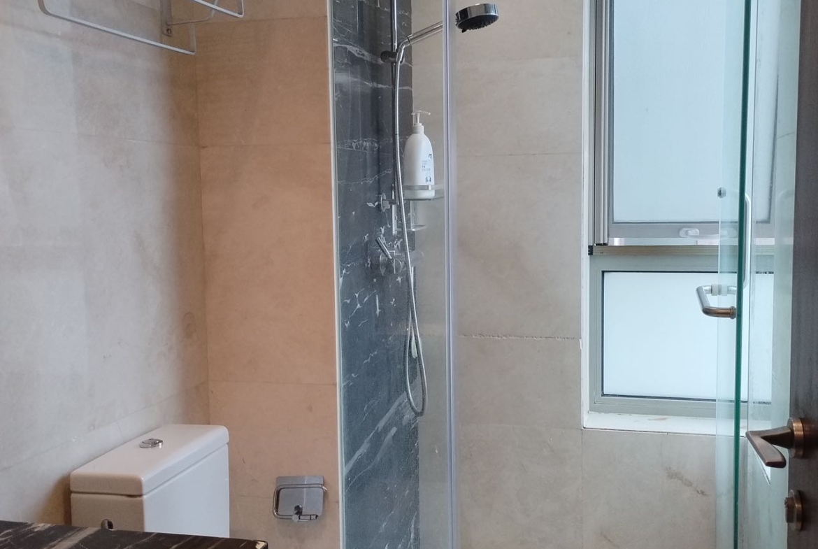 2-bed, 2-bath unit at Eight Park Avenue Phase 2. 116 sqm, central AC, garden view, first-time rental. Near Changping Road Station. 19,800 RMB/month.