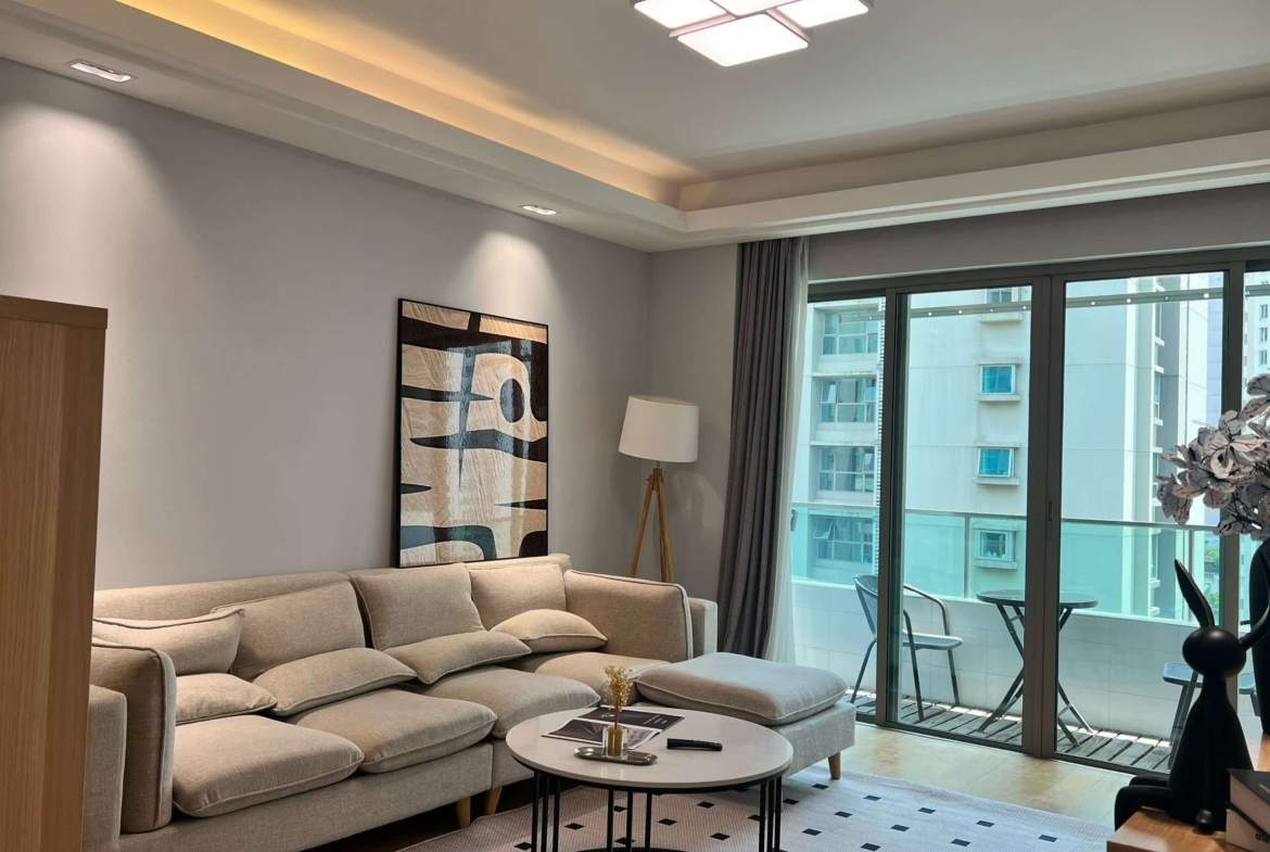 2-bed, 2-bath unit at Eight Park Avenue in Jing'an. 110 sqm, central AC, underfloor heating, clubhouse with pool and gym. 25,800 RMB/month.