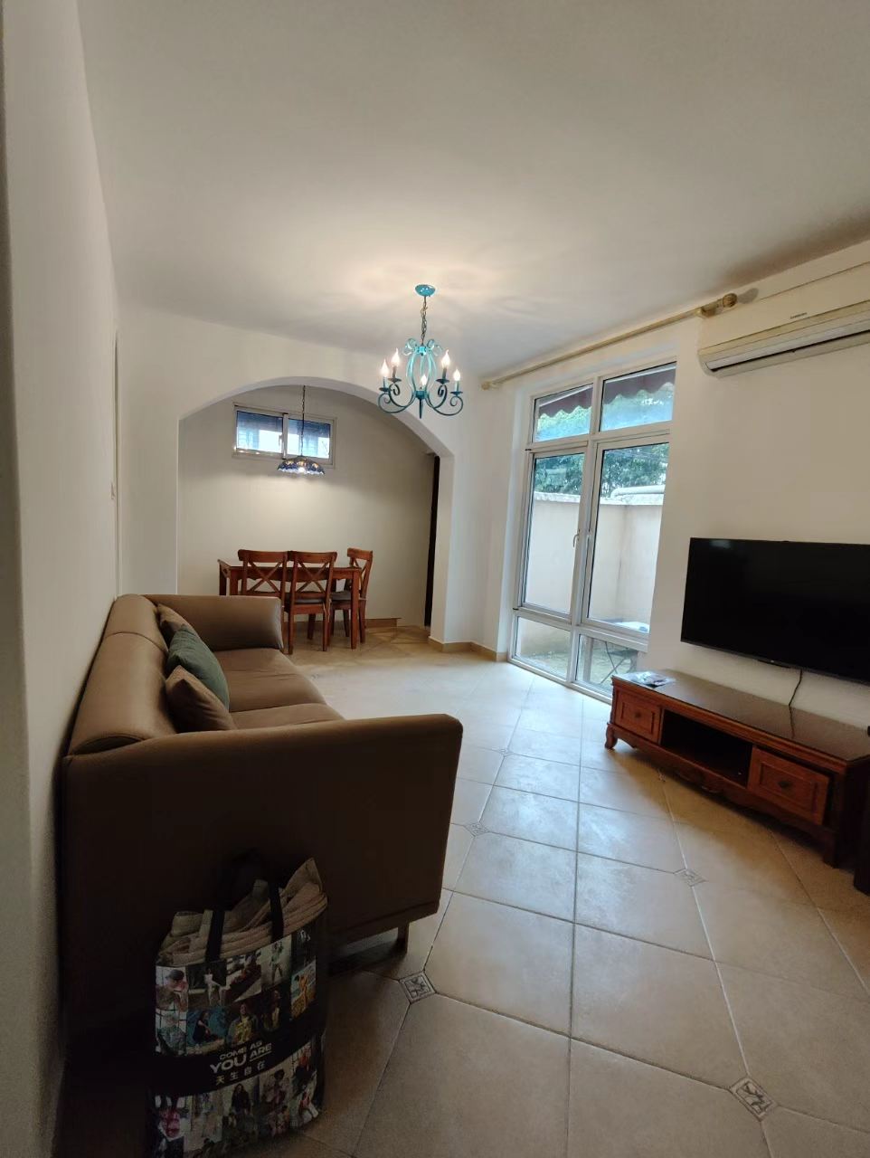 FFC lane house for rent. 1-bed, 1-bath ground floor with private garden. Located on Xingguo Road. 60 sqm, quiet FFC location. 9,500 RMB/month.