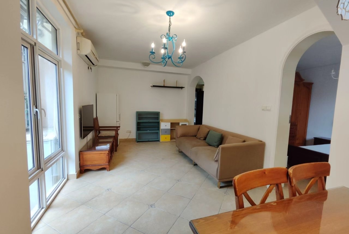 FFC lane house for rent. 1-bed, 1-bath ground floor with private garden. Located on Xingguo Road. 60 sqm, quiet FFC location. 9,500 RMB/month.