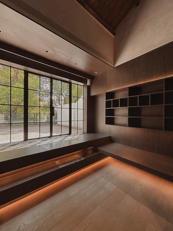 fuxing-road-entire-lane-house-ffc-hengfu-5-bed-4-bath-floor-heating-shanghai-rentals (4) Entire lane house on West Fuxing Road with garden, terrace, elevator, smart home. 5 beds, 4 baths, underfloor heating. Prime Hengfu location. 88,000 RMB/month.