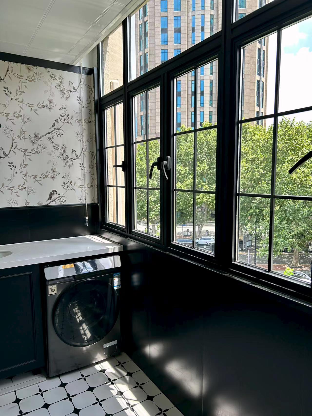 4th floor heritage apartment on Huaihai Road. 2 beds, 2 baths, 3.3m ceilings, central AC, wall heating, smart toilet. Steps from Changshu Road Station. 33,800 RMB/month.