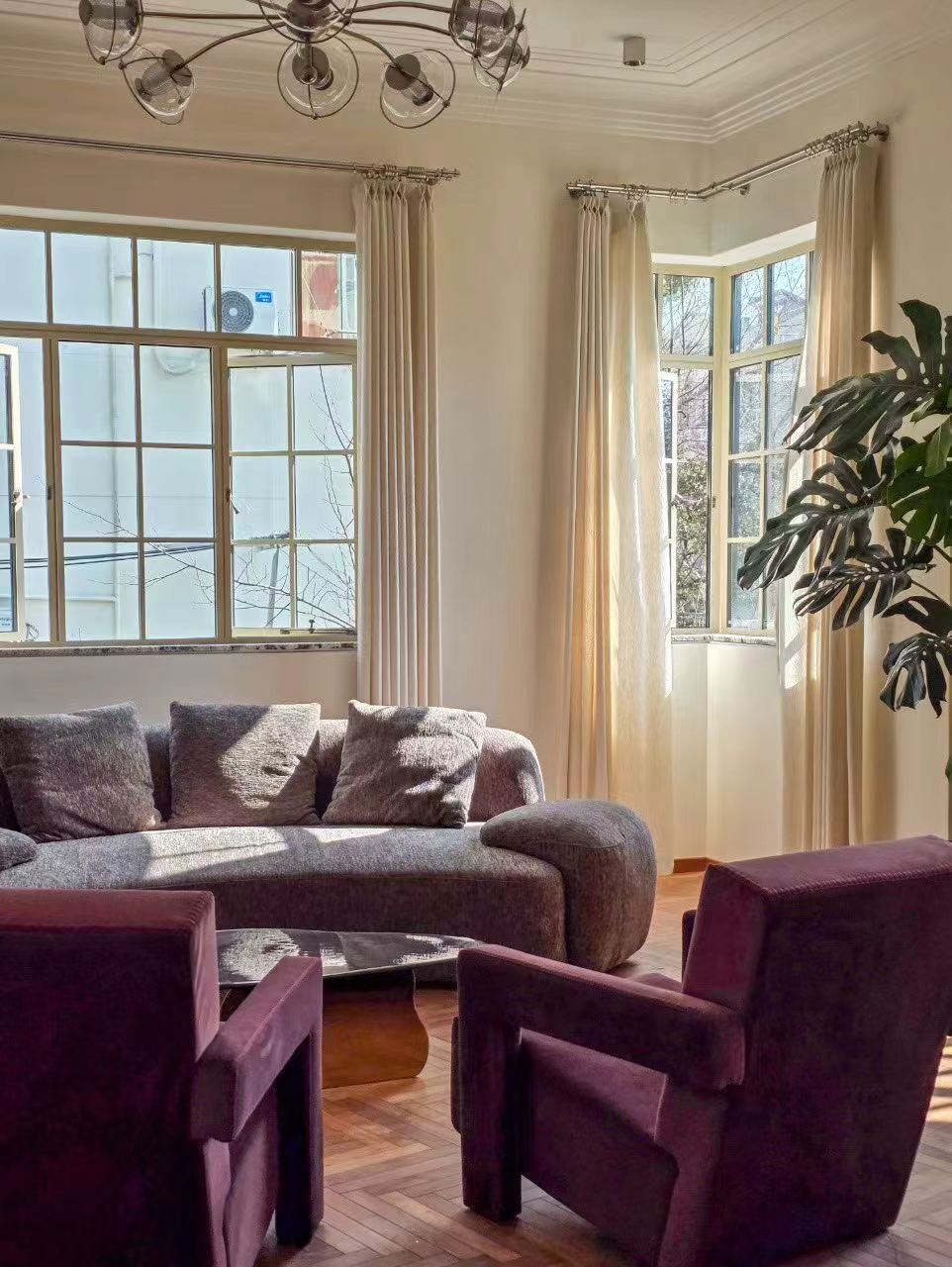 huaihai-road-lane-house-ffc-2-bed-2-bath-wall-heating-shanghai-rentals (2) 1+1 bed lane house at Xinkang Garden on Huaihai Road. 120 sqm, wall heating, electronic bidet, heritage building (1934). Steps from Changshu Road. 38,000 RMB/month.