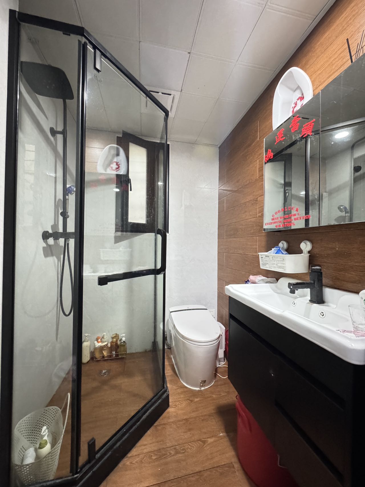 huaihai-road-lane-house-studio-office-creative-ffc-shanghai-rentals (6) Ground floor studio at Shangfang Garden on Huaihai Road. 70 sqm, 20 sqm garden, 3 flexible rooms, steps from Changshu Road Station. 21,600 RMB/month.