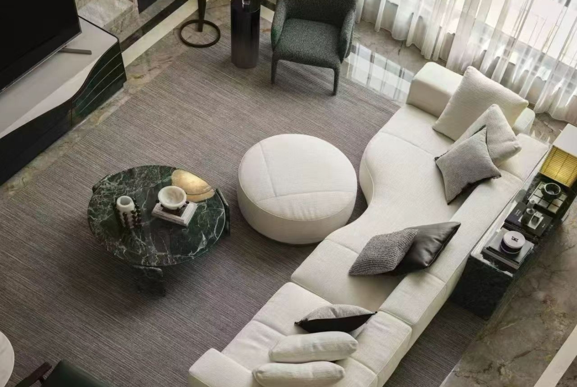 Ultra-luxury 4-bed, 3-bath + maid's room duplex at Lakeville Luxe in Xintiandi. 404 sqm, 7,000 sqm clubhouse with pool, gym, banquet room. 220,000 RMB/month.