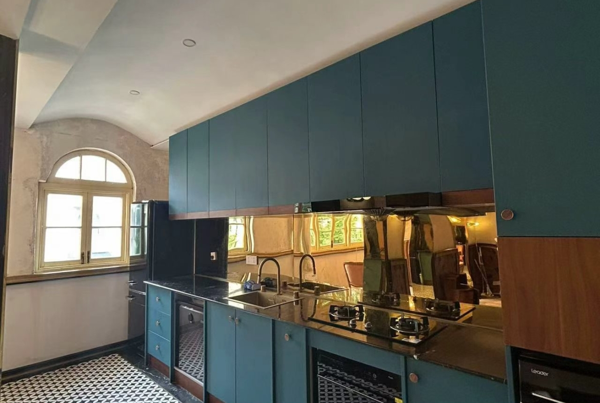 Lane house for rent in the FFC. 80 sqm, 1-bed, 1-bath lane house on Yanqing Road. 3rd floor entire unit, garden setting, quiet location. 17,000 RMB/month.