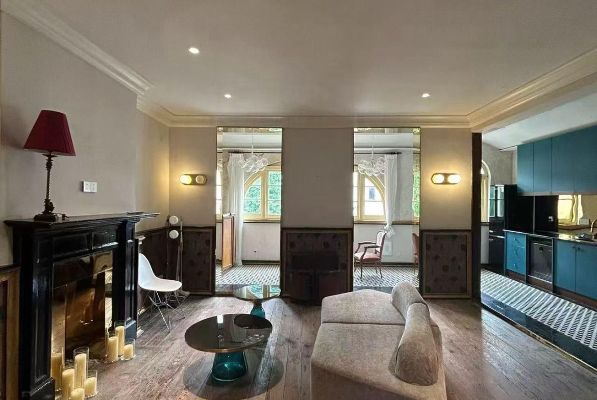 Lane house for rent in the FFC. 80 sqm, 1-bed, 1-bath lane house on Yanqing Road. 3rd floor entire unit, garden setting, quiet location. 17,000 RMB/month.