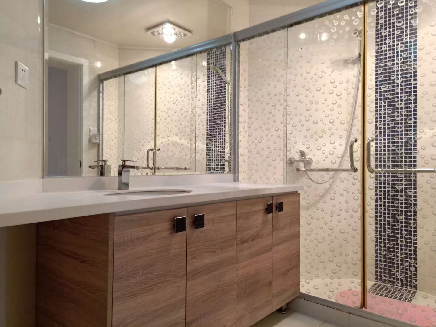 territory-shanghai-apartment-for rent-2-bed-1-bath-jingan-shanghai-rentals (6) 2-bed, 2-living, 1-bath unit at Territory Shanghai. 118 sqm, south-facing balcony, central Jing'an location near Nanjing West Road. 19,000 RMB/month.